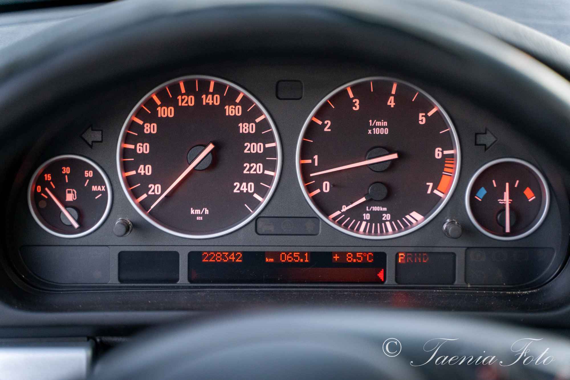 BMW E39 wersja sportowa ze Szwajcarii Piękna sztuka dla kolekcjonera Puławy - zdjęcie 4