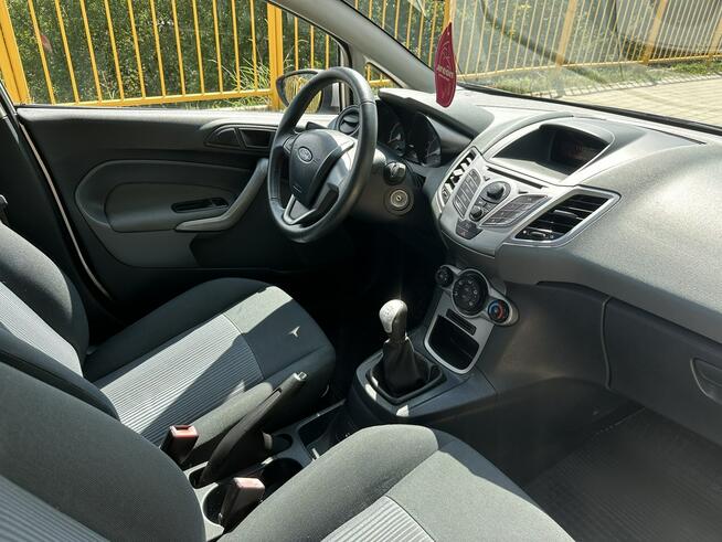 Ford Fiesta Opłacony Benzyna Klima Grzane fotele Gostyń - zdjęcie 9