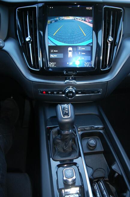Volvo XC 60 235 KM.Pneumatyka Dębica - zdjęcie 6
