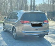 CHRYSLER PACIFICA LIMITED dach panoramiczny Poznań - zdjęcie 11