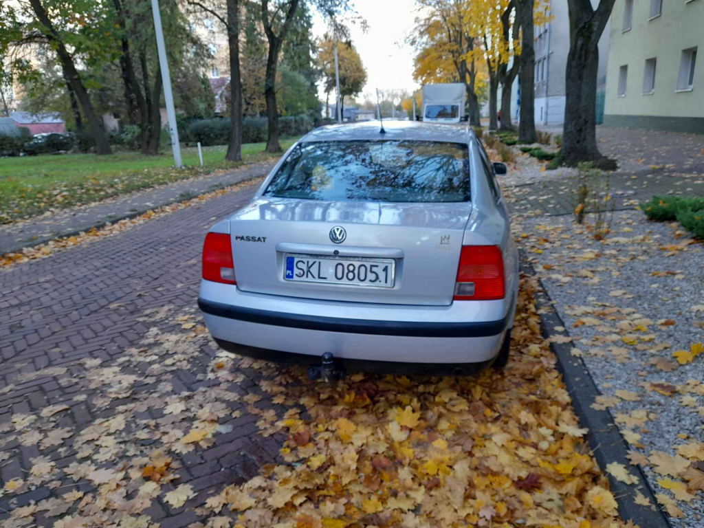Passat b5 1.6 lpg Częstochowa - zdjęcie 2