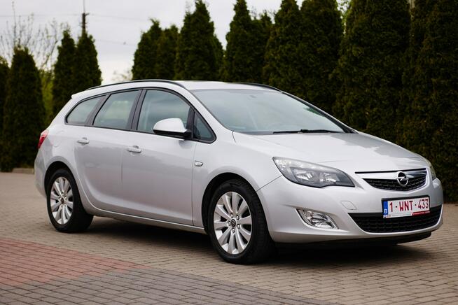 Opel Astra Sports Tourer Rzekuń - zdjęcie 9