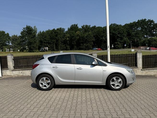 Opel Astra 1,4 benzyna  ładna opłacona . Bolesławiec - zdjęcie 6