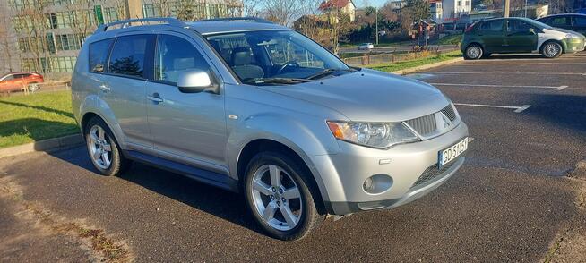 Mitsubishi Outlander 2,0 DID 140 KM 7 osób Intense Plus. Gdańsk - zdjęcie 5