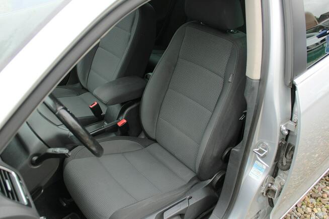 Volkswagen Golf 1,6 TDi 105KM Harklowa - zdjęcie 12