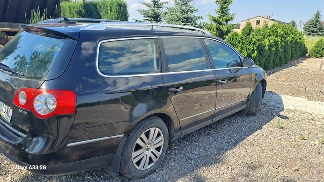 Volkswagen Passat Kombi 2 TDI Wieniec - zdjęcie 4