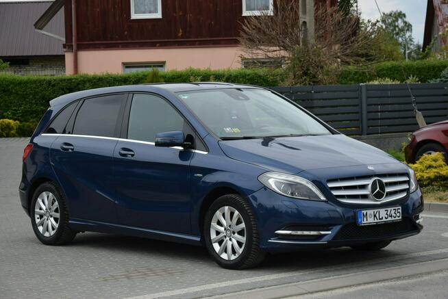 Mercedes B 180 1.6B Led Navi Kamera 2 KPL KÓŁ 135 Tys KM Sprowadzony Majdan Sieniawski - zdjęcie 1