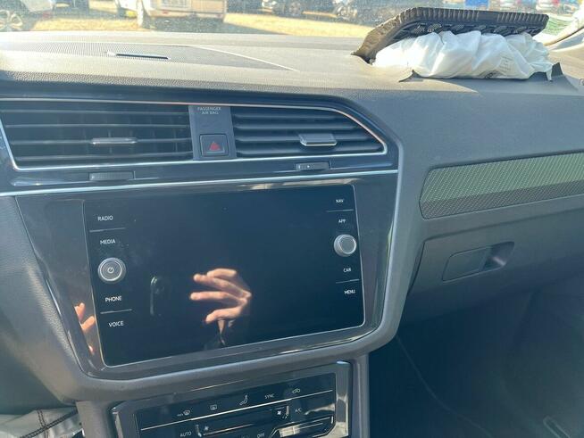 VOLKSWAGEN Tiguan 2.0 TSi 150 BlueMotion DSG7 R-Line GK083 Grunwald - zdjęcie 7