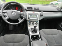 Volkswagen Passat Klimatronic Xenon Bezwypadek Zero RDZY Słupca - zdjęcie 11