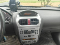 Opel Corsa c poj silnika 998