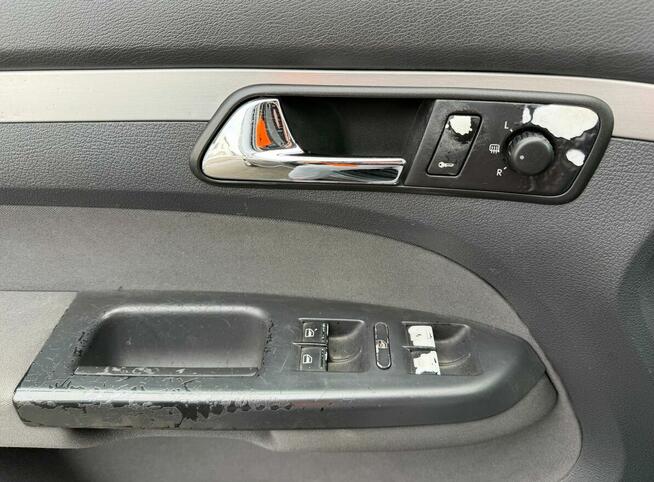 Volkswagen Touran Pszczyna - zdjęcie 8