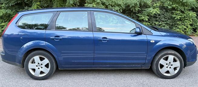 FORD Focus Kombi 1.6 Benzyna - FILM Prezentacja Legionowo - zdjęcie 2
