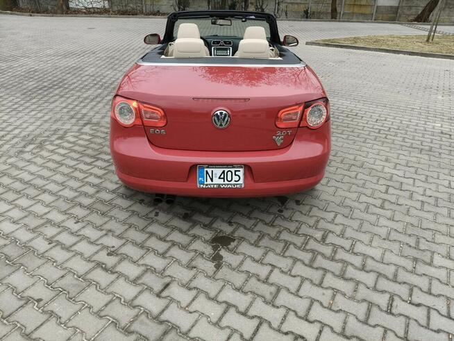 Volkswagen EOS 2.0 TSI / AUTOMAT / JASNE WNĘTRZE / CABRIO Ostrów Wielkopolski - zdjęcie 8