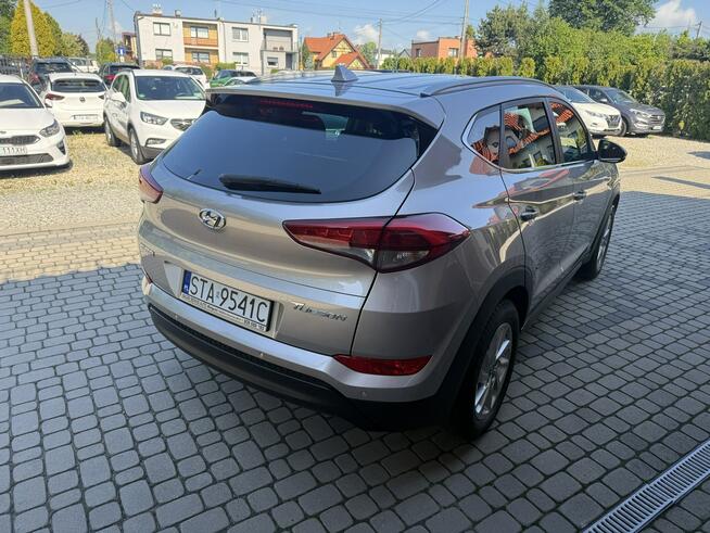 Hyundai Tucson 1,7 CRDi 116KM  Klimatronik  Kamera  Navi Orzech - zdjęcie 7