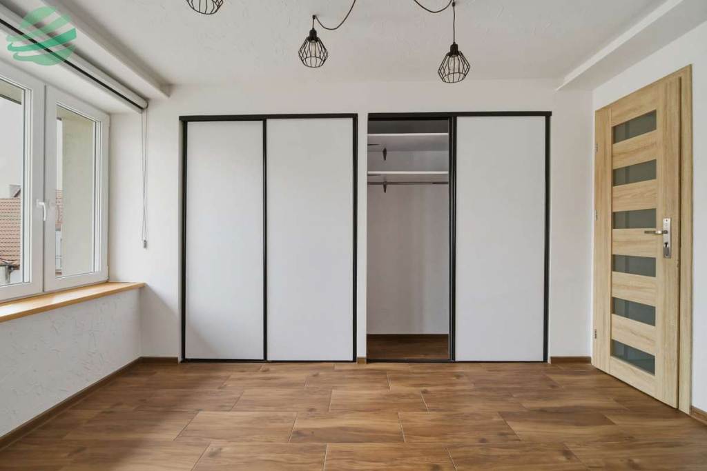 Duże mieszkanie w centrum Darłowa  4 pokoje  2 pię Darłowo - zdjęcie 8