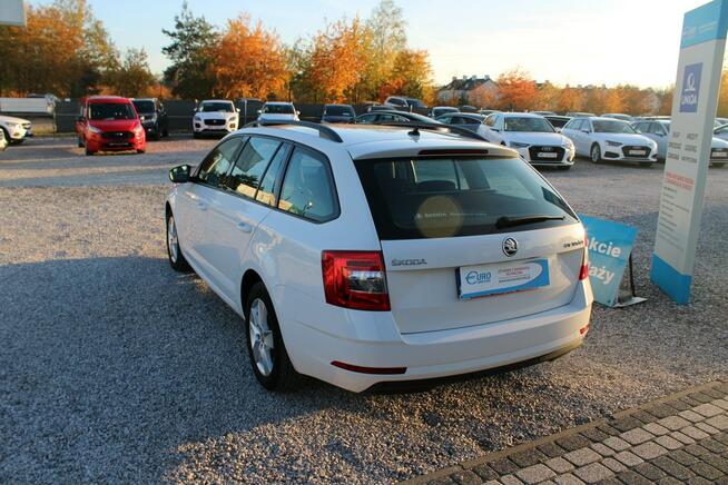 Škoda Octavia Ambition  Salon Polska Gwarancja Warszawa - zdjęcie 8