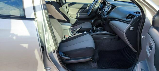 Mitsubishi L200 Polska salon z pisemną gwarancją Przasnysz - zdjęcie 11