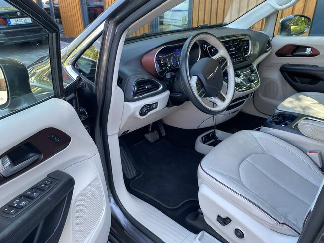 Chrysler Pacifica Kobylnica - zdjęcie 9