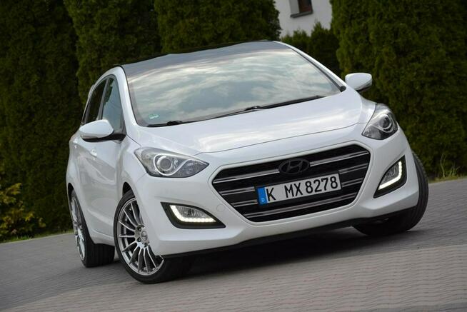 Hyundai i30 Lift Panorama Navi Kamera  Klimatronic Ledy Parktronic aso Ostrów Mazowiecka - zdjęcie 8