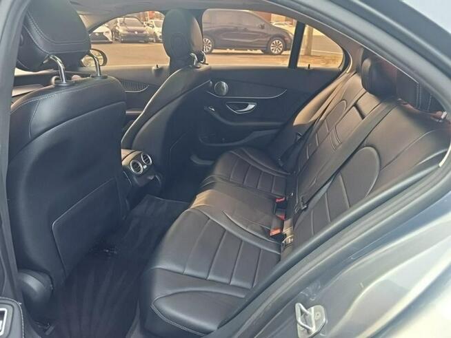 Mercedes C 300 4Matic / Pakiet AMG / mała szkoda Wrocław - zdjęcie 10