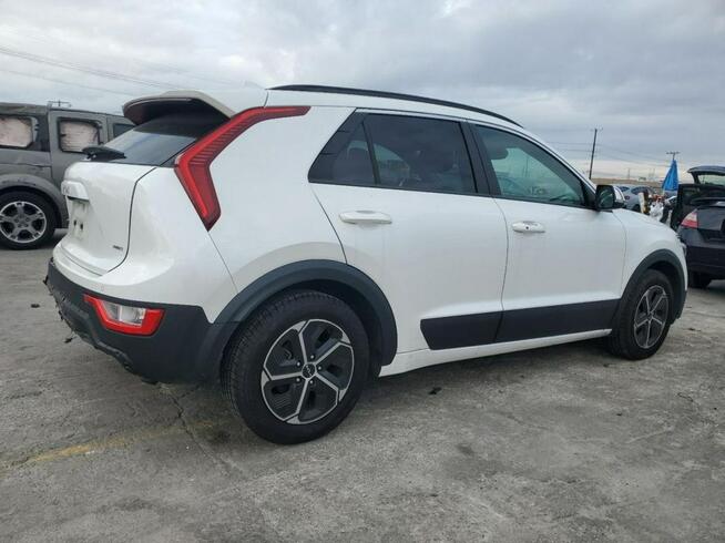 Kia Niro / HYBRYDA / bogate wyposażenie / niski przebieg / Tarnów - zdjęcie 4
