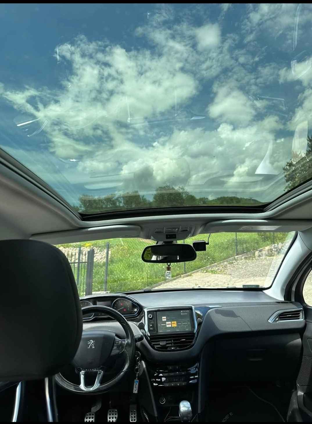 Peugeot 2008 – 2017 r., 1.6 120 KM – bogate wyposażenie, zadbany Nowy Sącz - zdjęcie 4