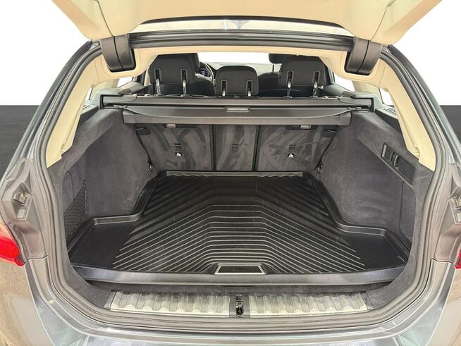 BMW Seria 3 318i aut Kombi Warszawa - zdjęcie 11