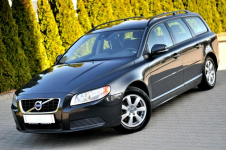Volvo V70 2.5 Turbo 231KM LIFT Climatronic Grzane