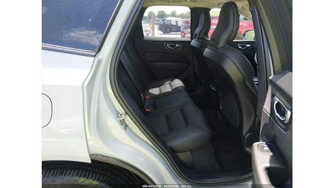 Volvo XC 60 / AWD  / niski przebieg / automat Tarnów - zdjęcie 11