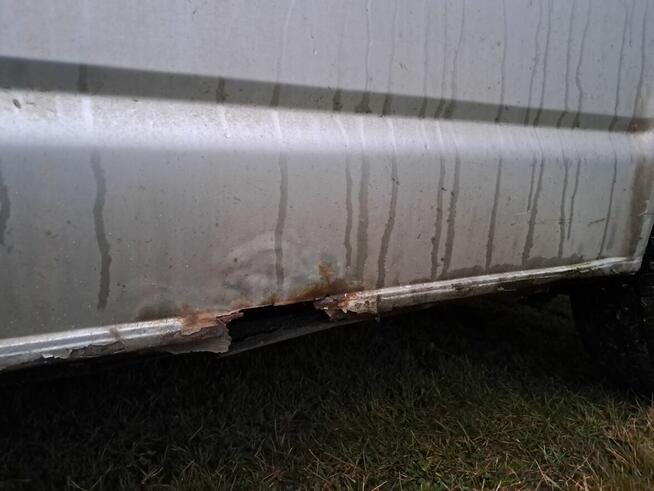 Syndyk sprzeda Volkswagen Transporter T5 1.9 Wejherowo - zdjęcie 9