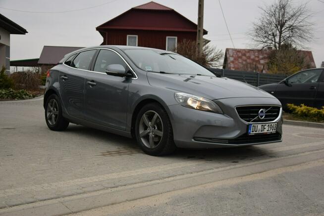 Volvo V40 1.6D 2015r Navi/ Klima/ Tempomat/ Hak/ Sprowadzony Tarnogród - zdjęcie 2