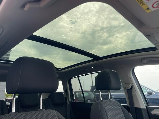 Volkswagen Touran Panorama Podgrzewanie Kamera Klimatronik 7 Os. Gliwice - zdjęcie 11