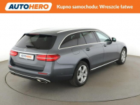 Mercedes E 200 full led navi kamera grzane fotele hak automat Warszawa - zdjęcie 7