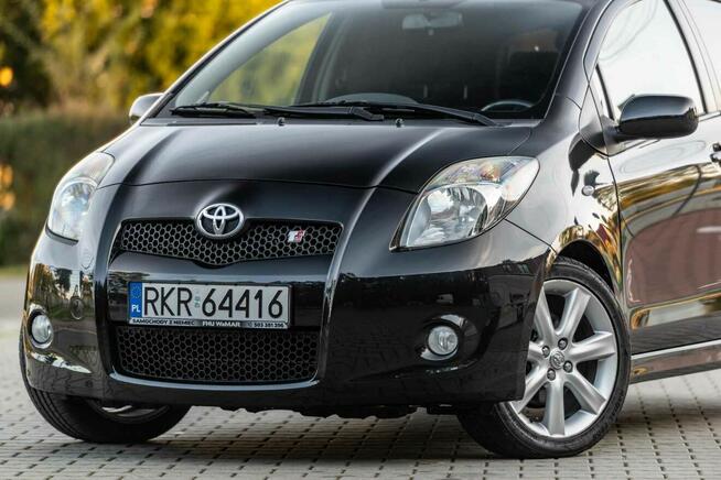 TOYOTA YARIS 1,8 benzyna Targowiska - zdjęcie 3