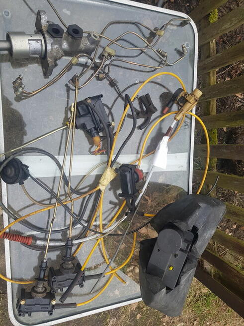 wałki rozrządu mercedes w126 4200 SE 1986 r. Zwierzyn - zdjęcie 10