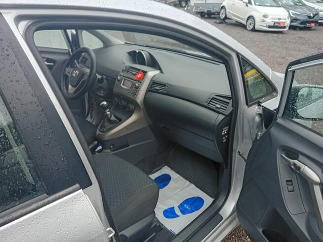 Toyota Verso Janów Lubelski - zdjęcie 8