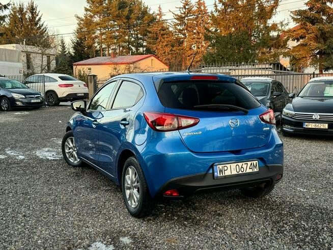 Mazda 2 Auto z Gwarancją, niski przebieg, piękny kolor Gołków - zdjęcie 8