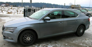 Škoda Superb 1,8 180KM Harklowa - zdjęcie 6