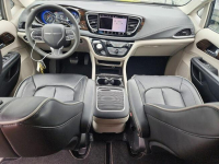 Chrysler Pacifica LIMITED / Benzyna / niski przebieg Cieszyn - zdjęcie 8