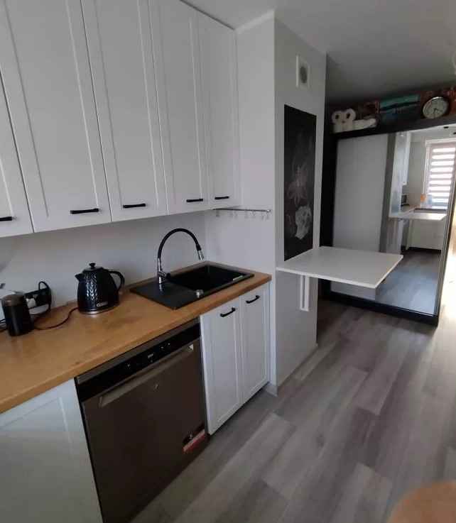 M4 na sprzedaż, umeblowane, pierwsze piętro Lipsk - zdjęcie 1