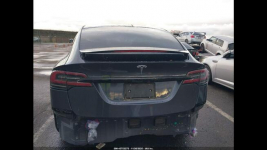Tesla Model X Dual Motor AWD / niski przebieg Chwaszczyno - zdjęcie 8
