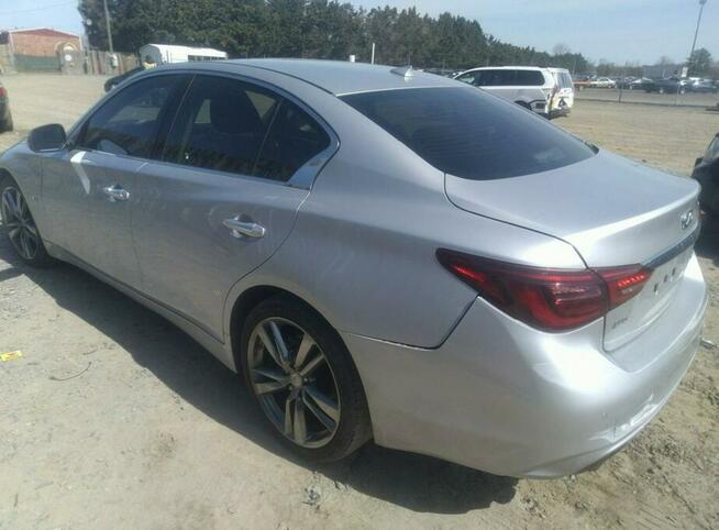 Infiniti Q50 2019, 3.0L, 4x4, od ubezpieczalni Warszawa - zdjęcie 4