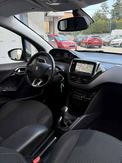 Peugeot 208 Rezerwacja Tarnowskie Góry - zdjęcie 12