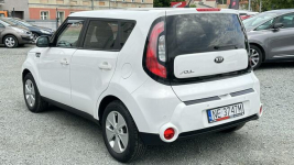 Kia Soul 1.6 Benzyna Moc 132KM Elbląg - zdjęcie 12