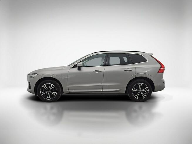 Volvo XC 60 B4 D AWD Core aut ! Z Polskiego Salonu ! Faktura VAT ! Warszawa - zdjęcie 2