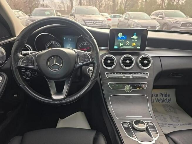 Mercedes C 300 4Matic / Pakiet AMG / mała szkoda Wrocław - zdjęcie 8
