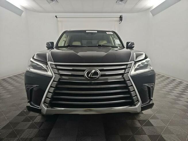 2021 Lexus LX 570 Katowice - zdjęcie 2