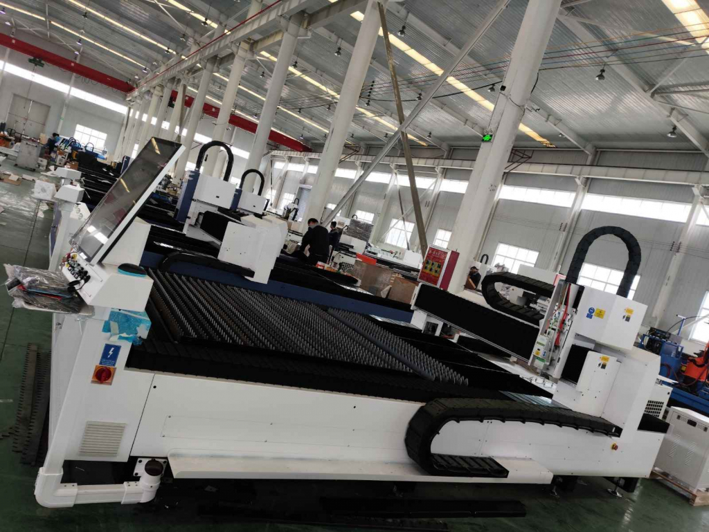 Wycinarka  CNC  Laserowa Fiber Model G 3000x1500 6000W bez obudowy Nysa - zdjęcie 5