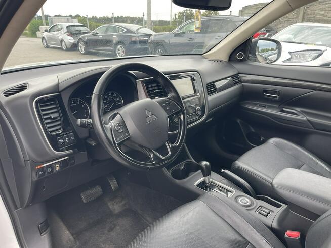 Mitsubishi Outlander GT V6 AWD HAK Automat Skóra Kamera Podgrz. 7osob. Gliwice - zdjęcie 6