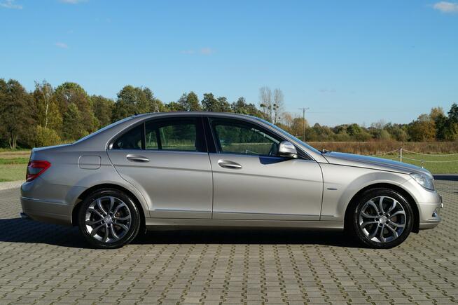 Mercedes C 320 AVANTGARDE C320 DIESEL 224KM AUTOMAT PANORAMA SKÓRA Goczałkowice-Zdrój - zdjęcie 8